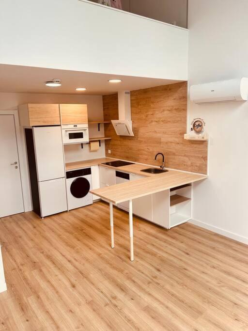 Апартаменты Loft 007 Con Jardin, Piscina, Garaje Y Netflix Сан-Себастиан-де-лос-Рейес Экстерьер фото